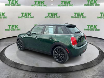 2017 MINI Cooper Base 4D Hatchback