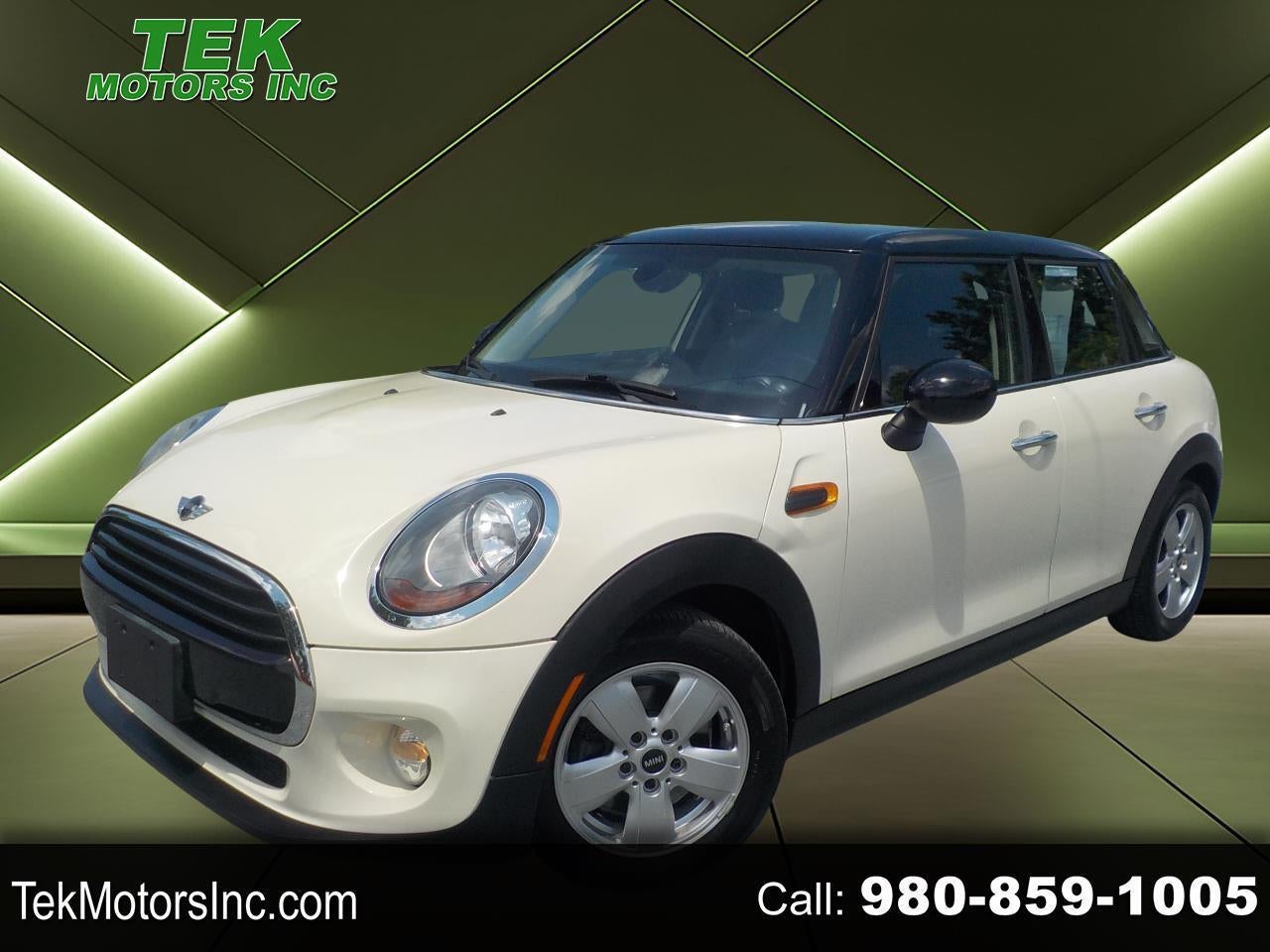 2016 MINI Cooper Base 4D Hatchback
