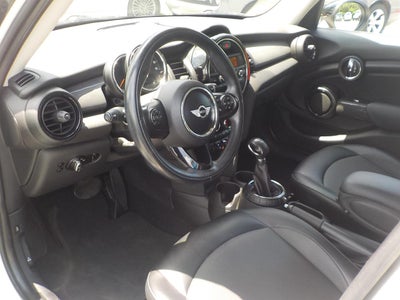 2016 MINI Cooper Base 4D Hatchback