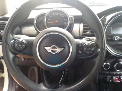 2016 MINI Cooper Base 4D Hatchback