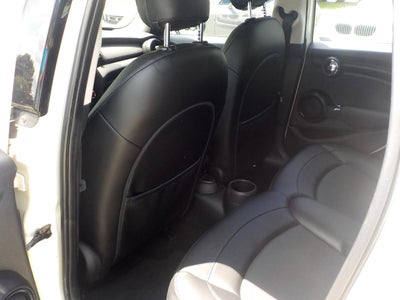2016 MINI Cooper Base 4D Hatchback