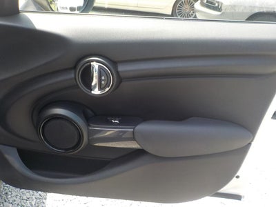 2016 MINI Cooper Base 4D Hatchback