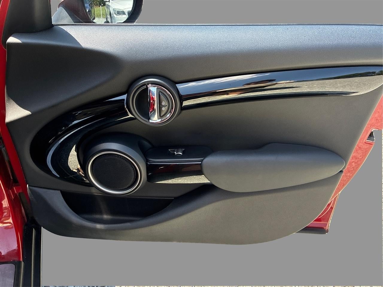2015 MINI Cooper S 4D Hatchback