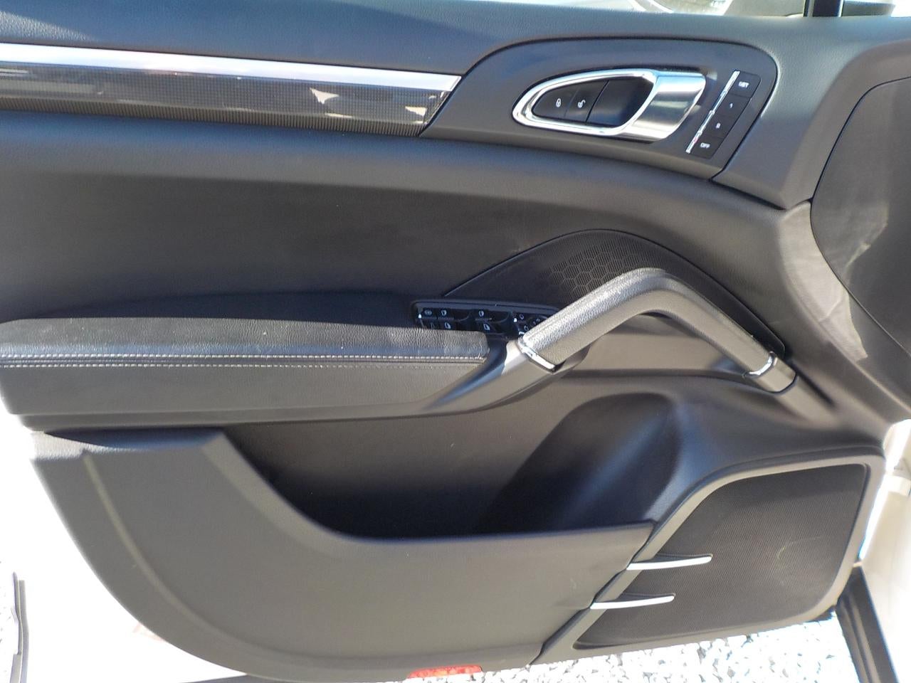 2012 Porsche Cayenne S 4WD