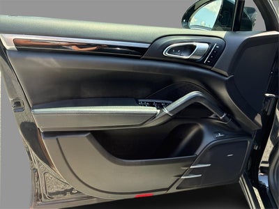 2017 Porsche Cayenne E-Hybrid S Platinum