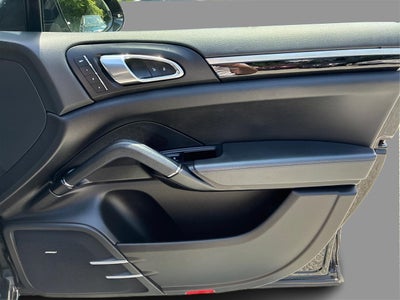 2017 Porsche Cayenne E-Hybrid S Platinum