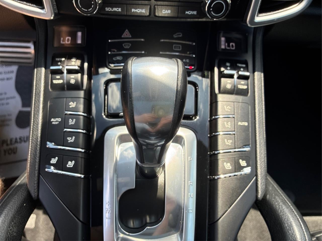 2017 Porsche Cayenne E-Hybrid S Platinum