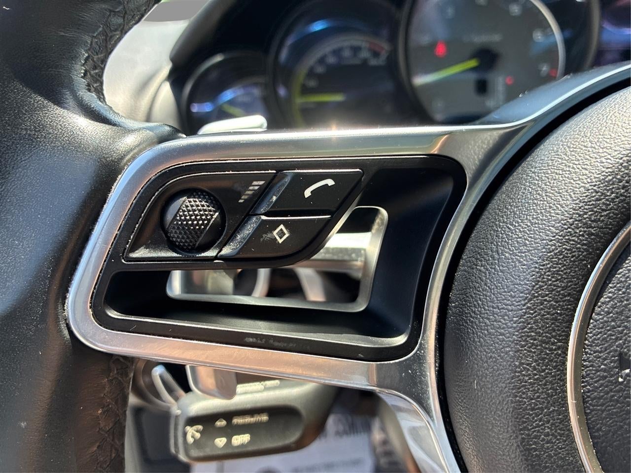 2017 Porsche Cayenne E-Hybrid S Platinum