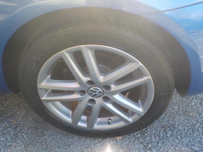 2012 Volkswagen Eos Komfort SULEV 2D Convertible