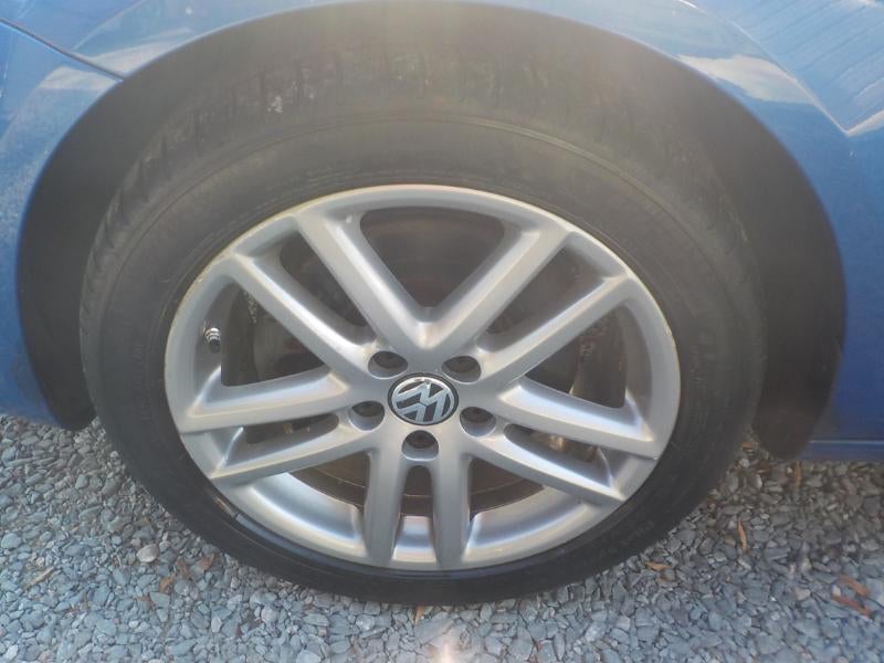 2012 Volkswagen Eos Komfort SULEV 2D Convertible