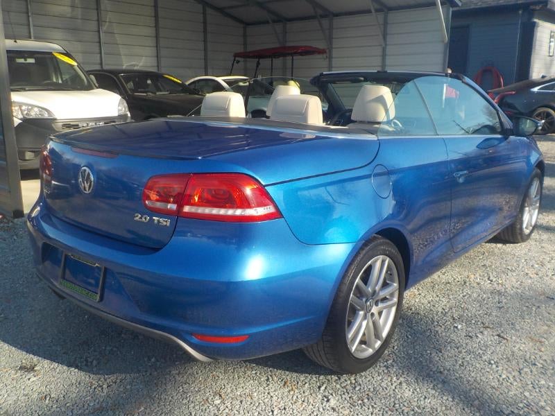 2012 Volkswagen Eos Komfort SULEV 2D Convertible