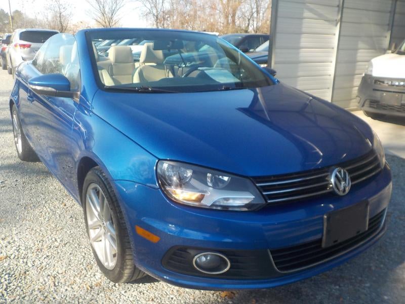 2012 Volkswagen Eos Komfort SULEV 2D Convertible