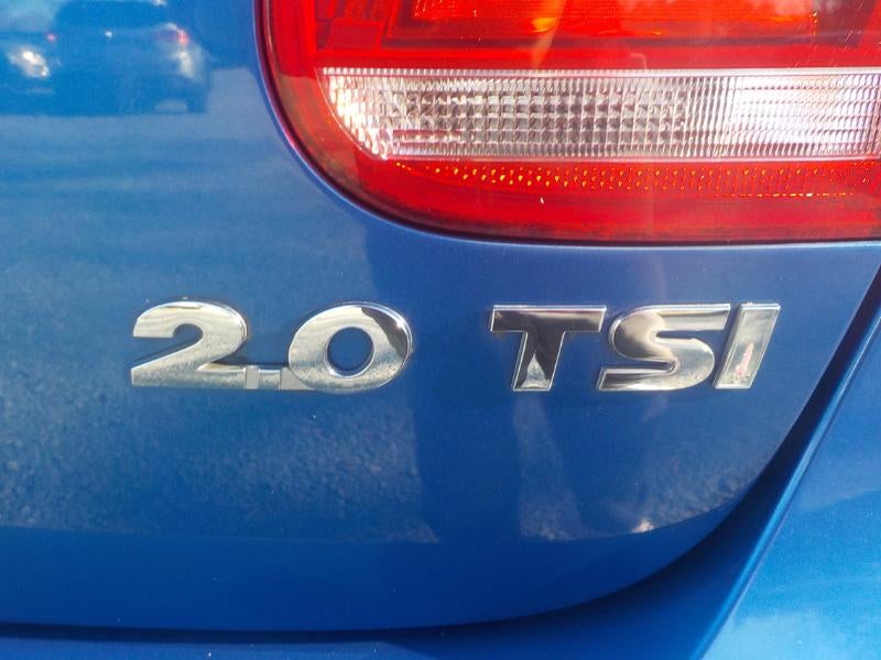 2012 Volkswagen Eos Komfort SULEV 2D Convertible