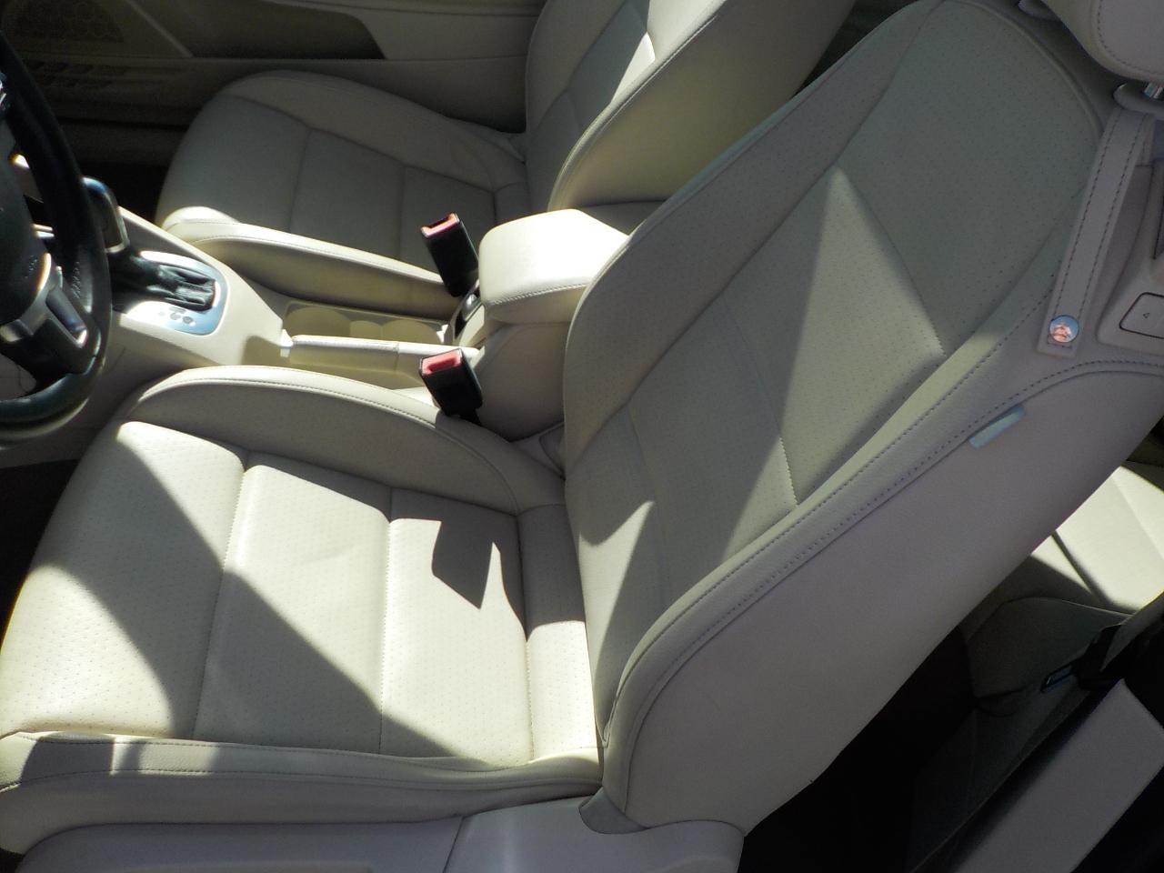 2015 Volkswagen Eos 2dr Conv DSG Komfort SULEV