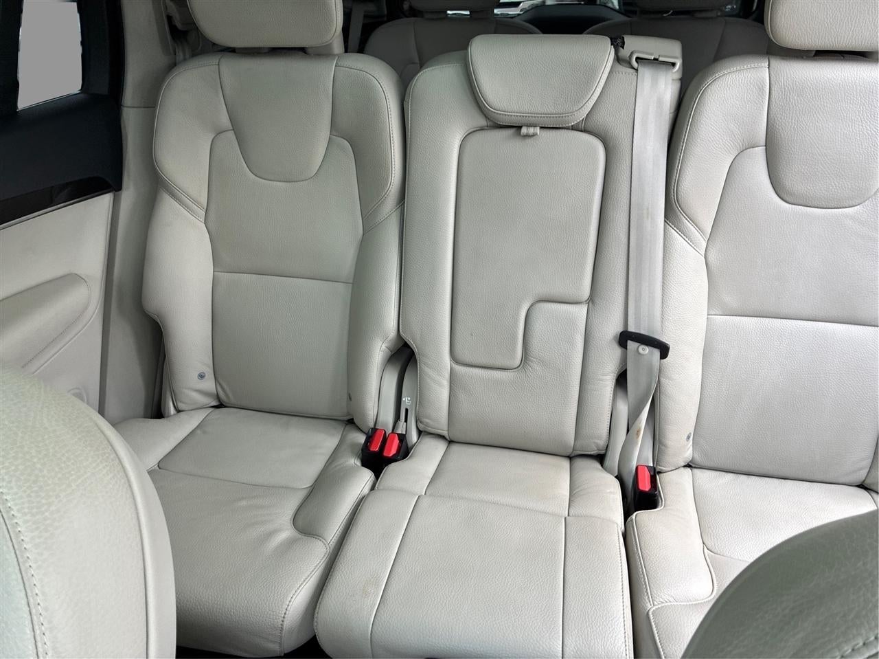 2019 Volvo XC90 T6 Momentum AWD