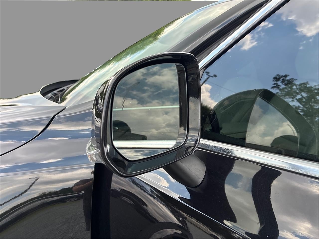 2019 Volvo XC90 T6 Momentum AWD