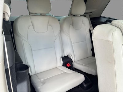 2019 Volvo XC90 T6 Momentum AWD