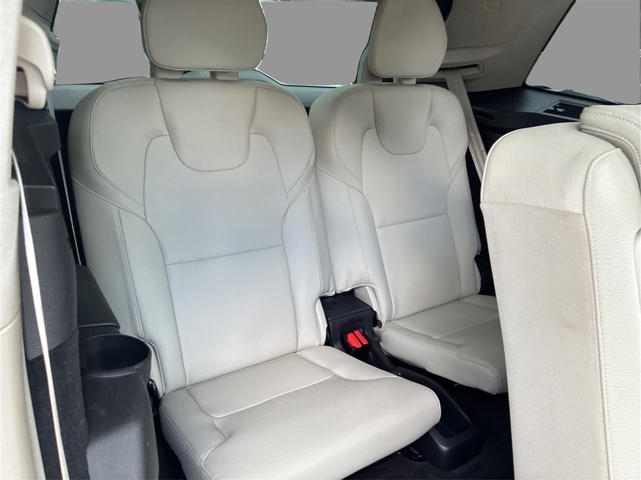 2019 Volvo XC90 T6 Momentum AWD