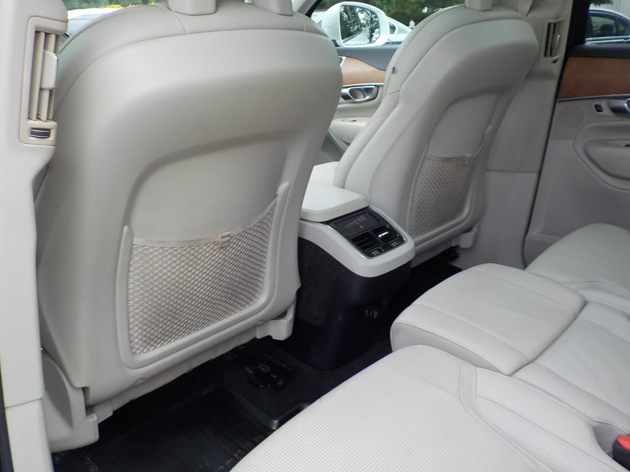 2018 Volvo XC90 T6 Inscription w/6 Passenger Seating AWD